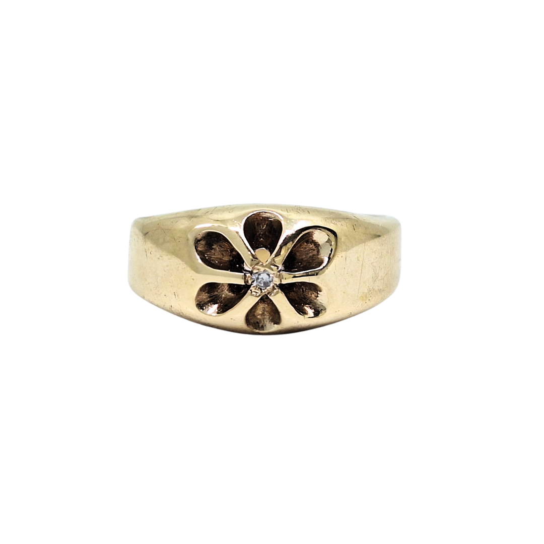 9ct Yellow Gold Diamond Signet Ring