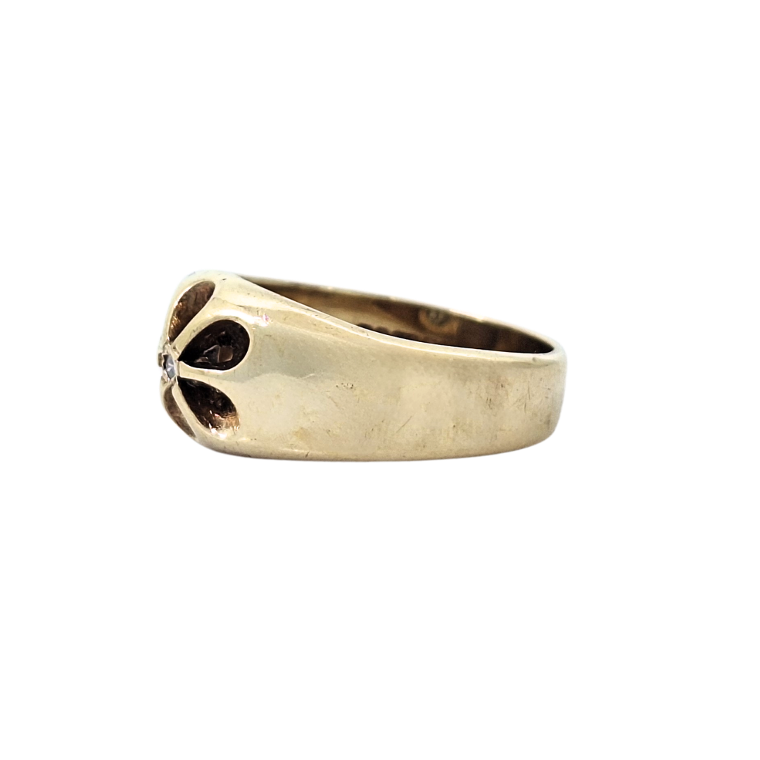 9ct Yellow Gold Diamond Signet Ring