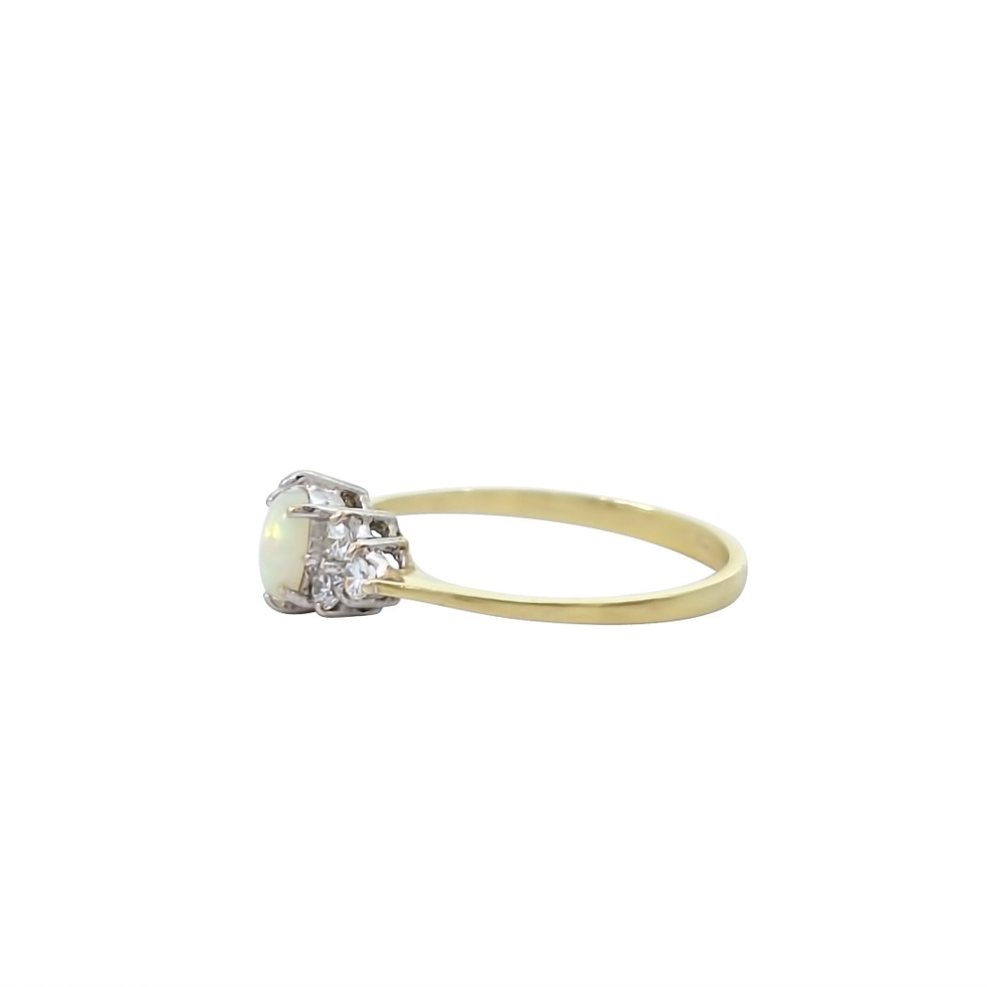 9ct Yellow Gold Opal & CZ Trefoil Ring