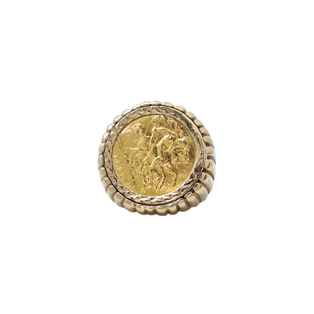 Half Sovereign Ring 1982