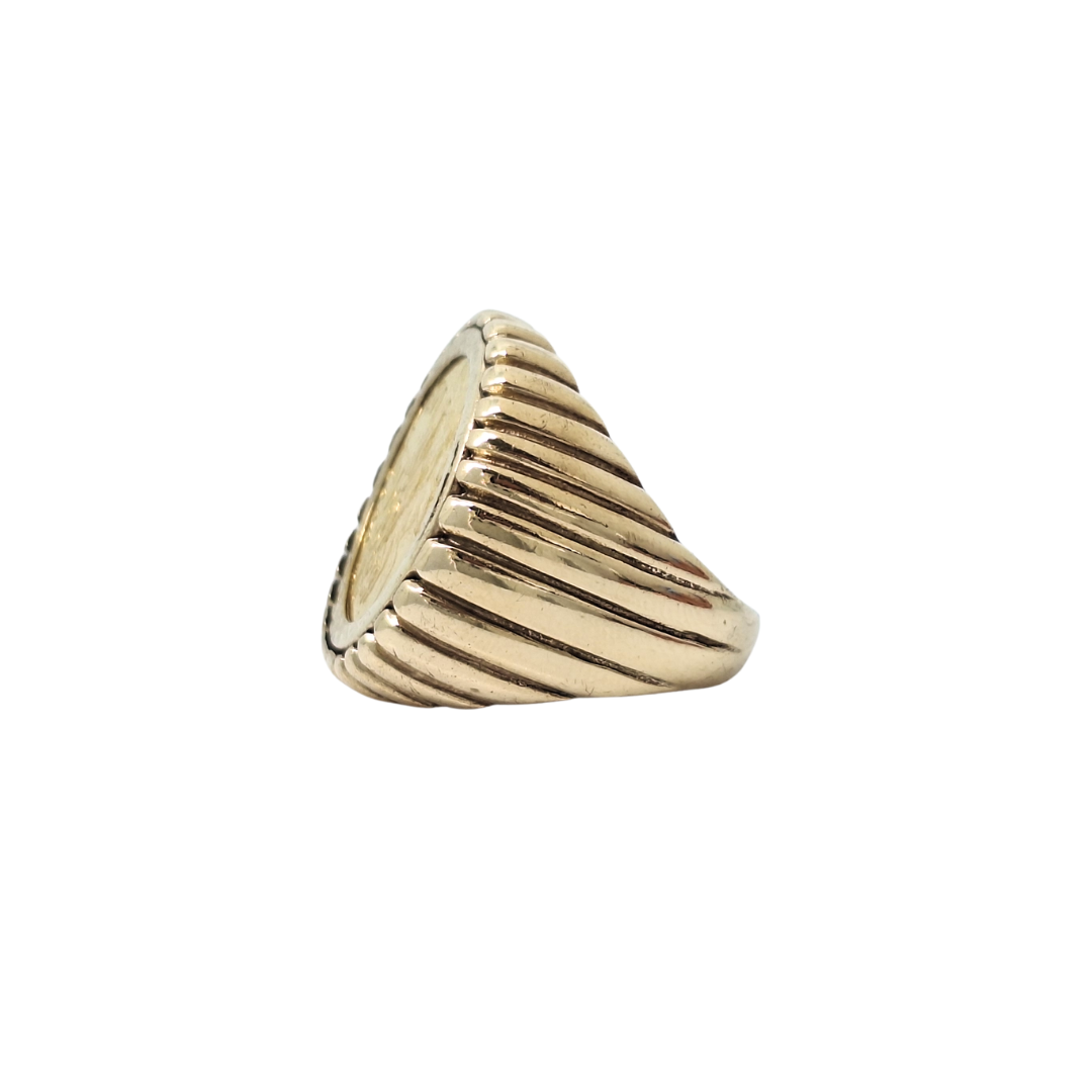 Half Sovereign Ring 1982