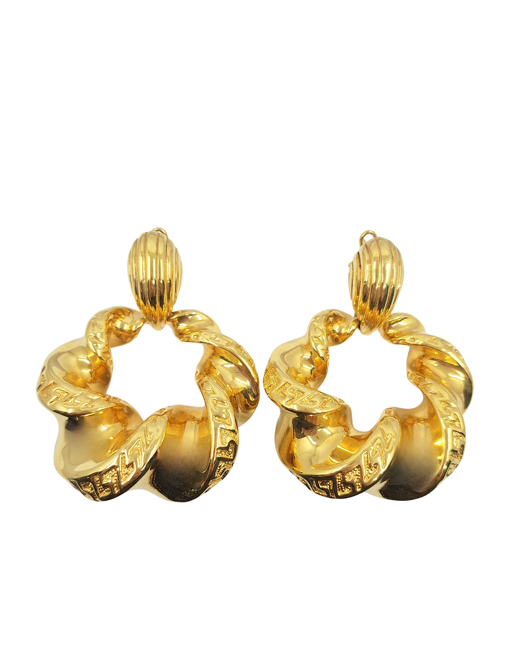 18ct Yellow Gold Twisted Earrings And Pendant Set