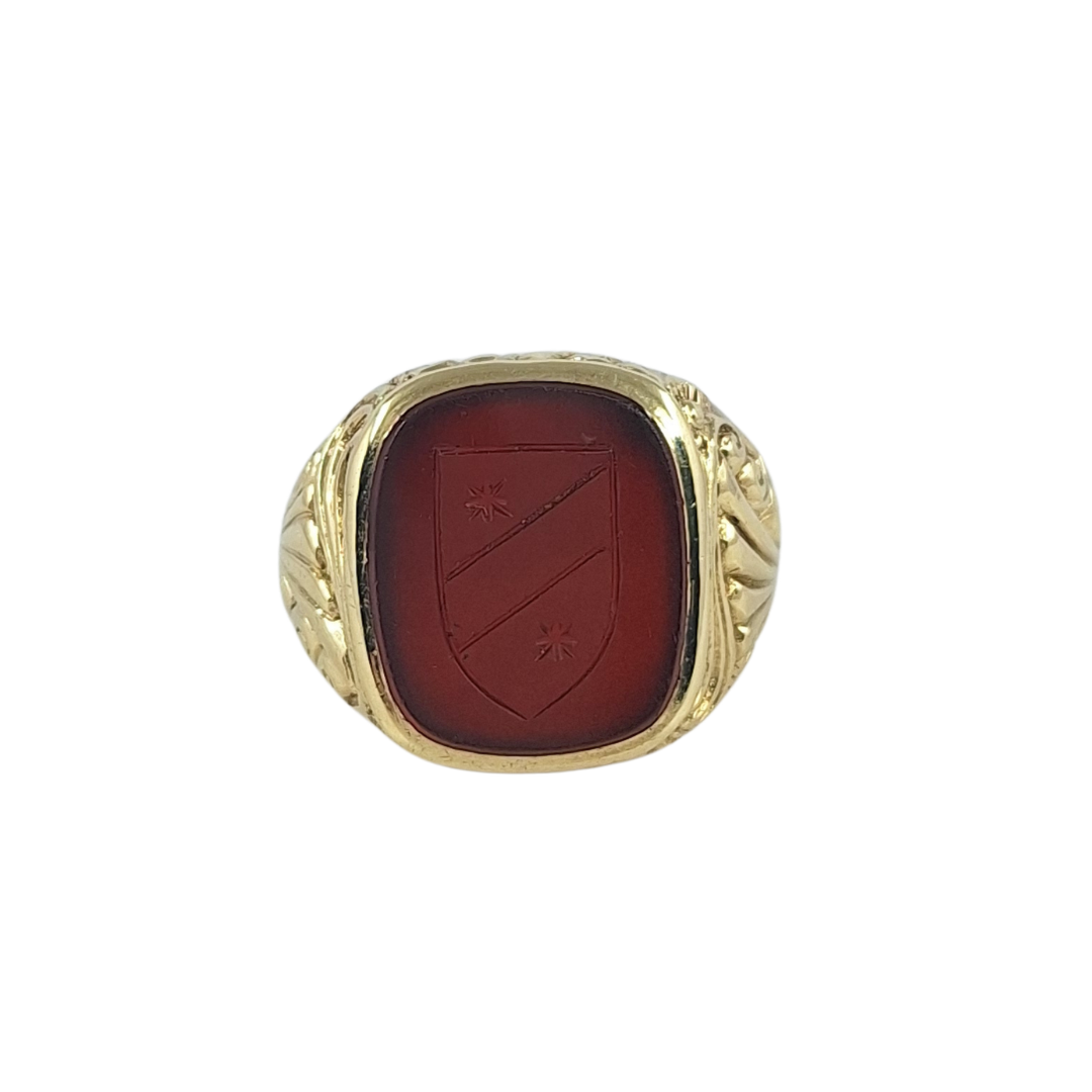 9ct Yellow Gold Carnelian Signet With Shield Ring