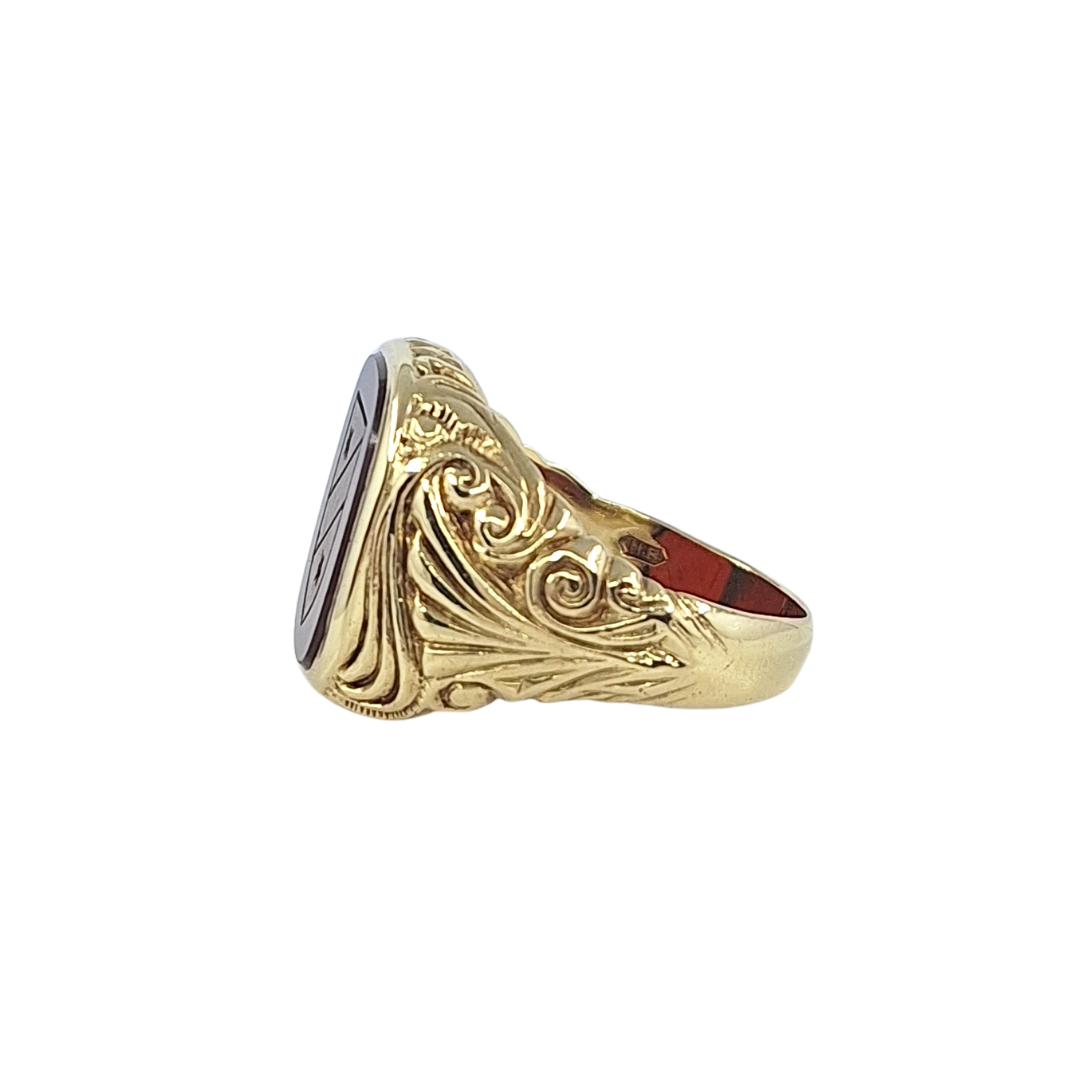 9ct Yellow Gold Carnelian Signet With Shield Ring