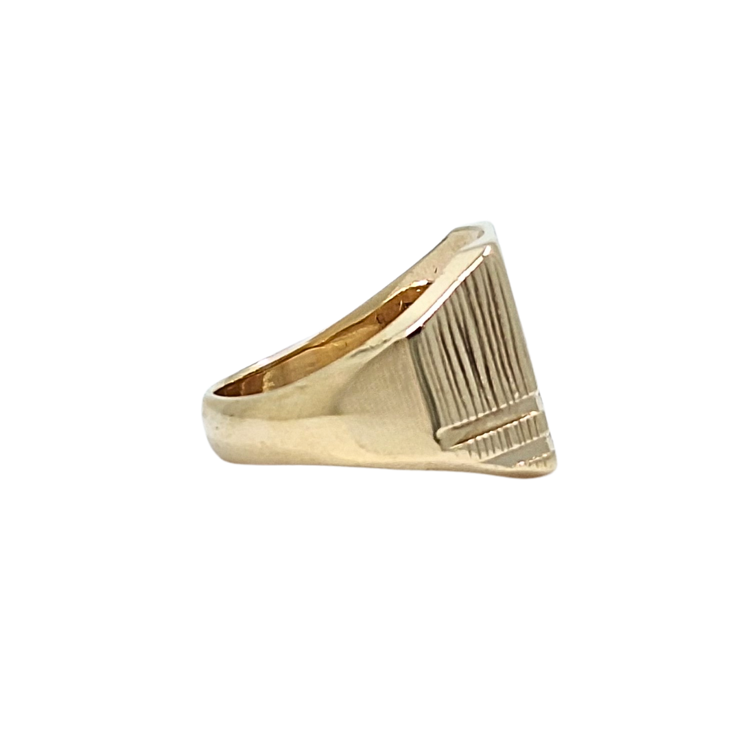 9ct Yellow Gold Signet Ring