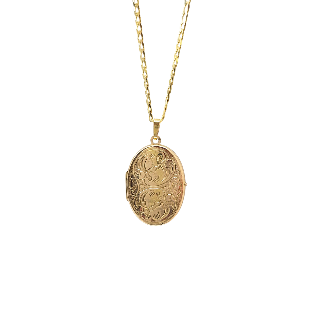 9ct Yellow Gold Locket & Chain 22"