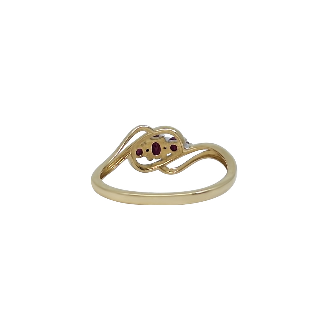 9ct Yellow Gold Ruby & Diamond Fancy Ring