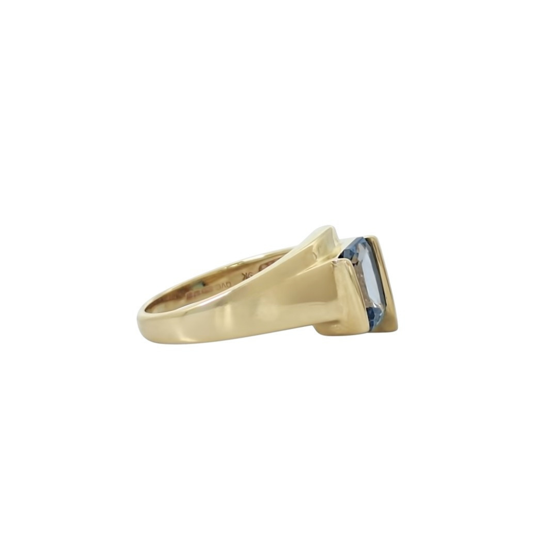 9ct Yellow Gold Topaz Ring