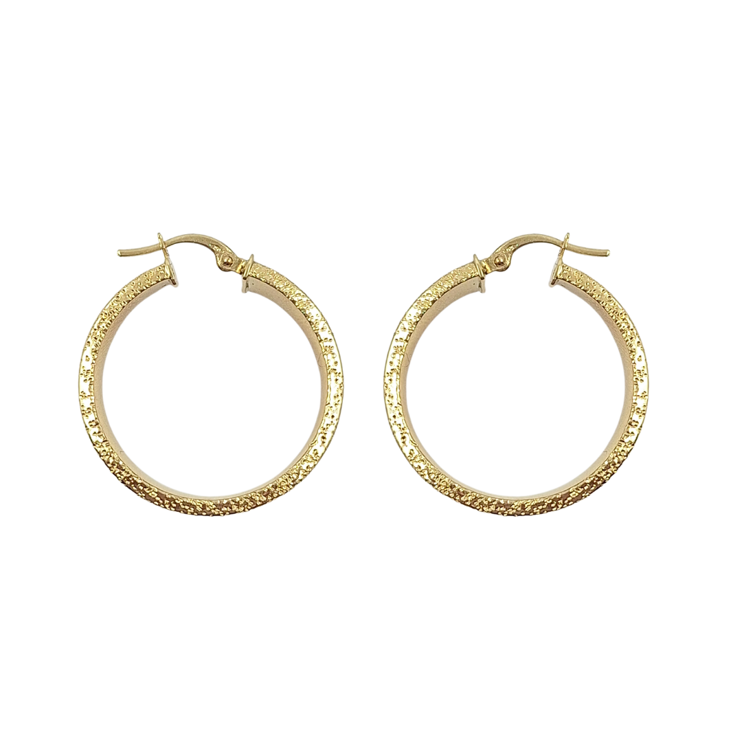 18ct Yellow Gold Patterned Earrings & Pendant Set