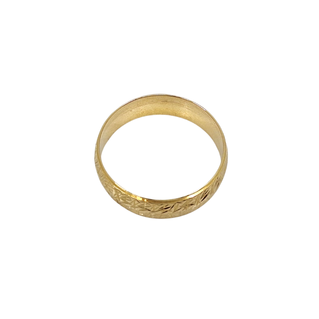 18ct Yellow Gold Patterned Wedding Ring