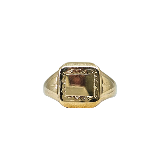 9ct Yellow Gold Engraved Signet Ring
