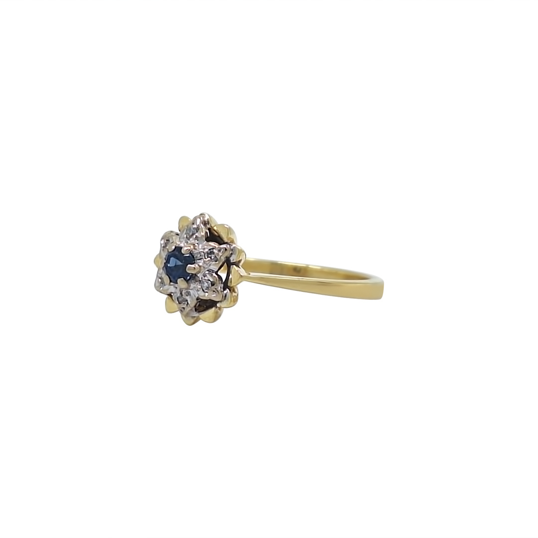 18ct Yellow Gold Sapphire & Diamond Cluster Ring