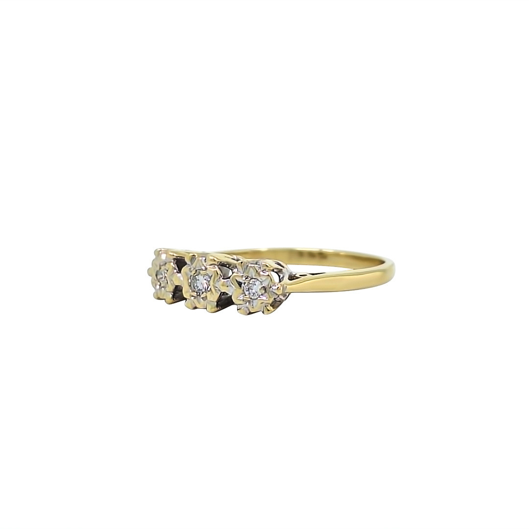 9ct yellow Gold Three Stone Diamond Illusion Set Ring