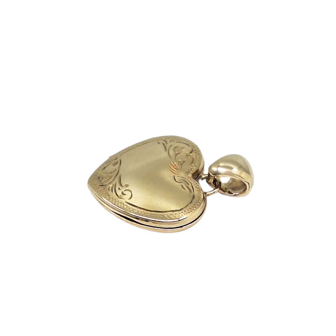 9ct Yellow Gold Pattern Locket