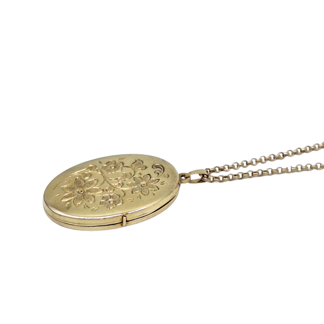 9ct Yellow Gold Locket & Chain 24"