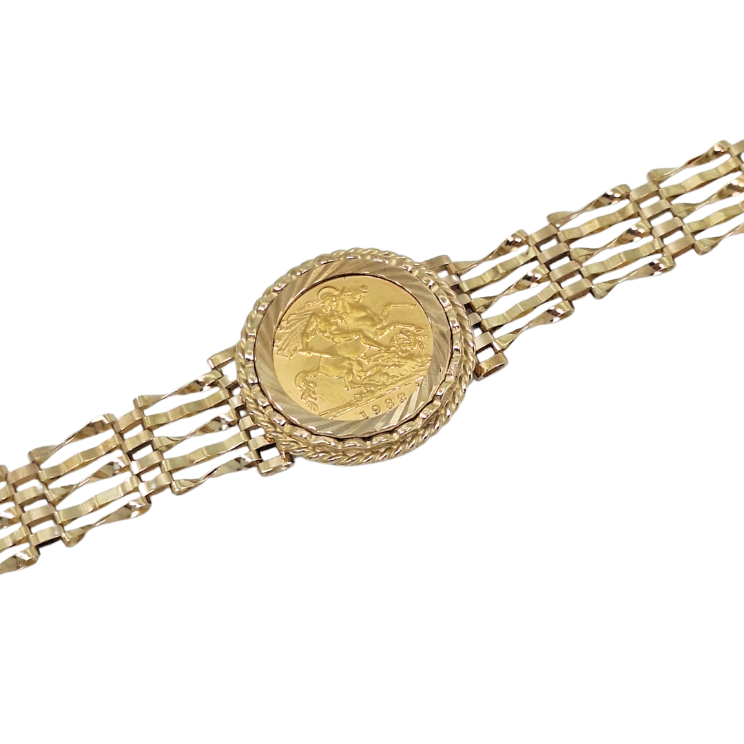 Half Sovereign 1982 Gate Bracelet 7.5"