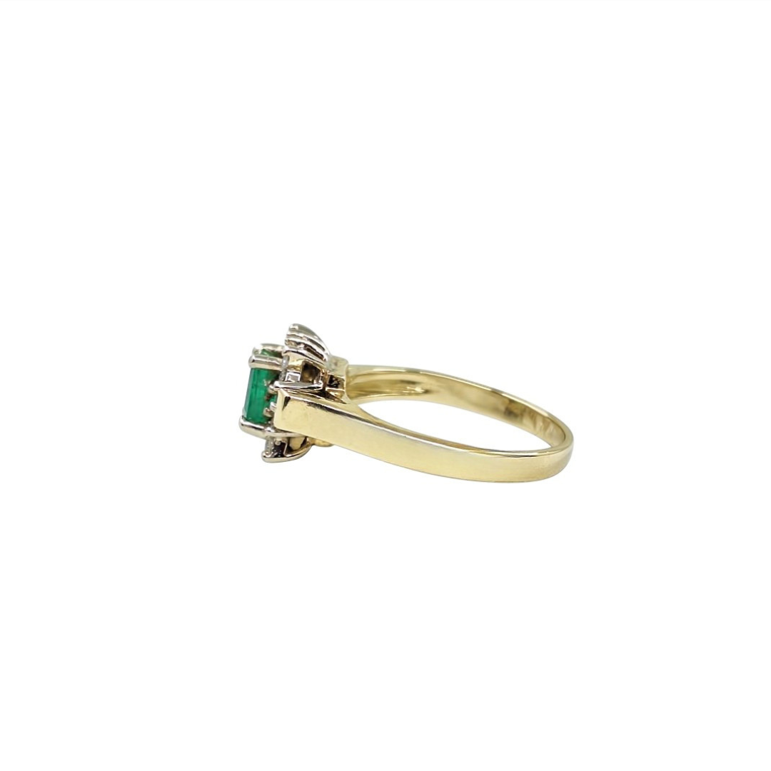 14ct Yellow Gold Emerald & Diamond Cluster Ring