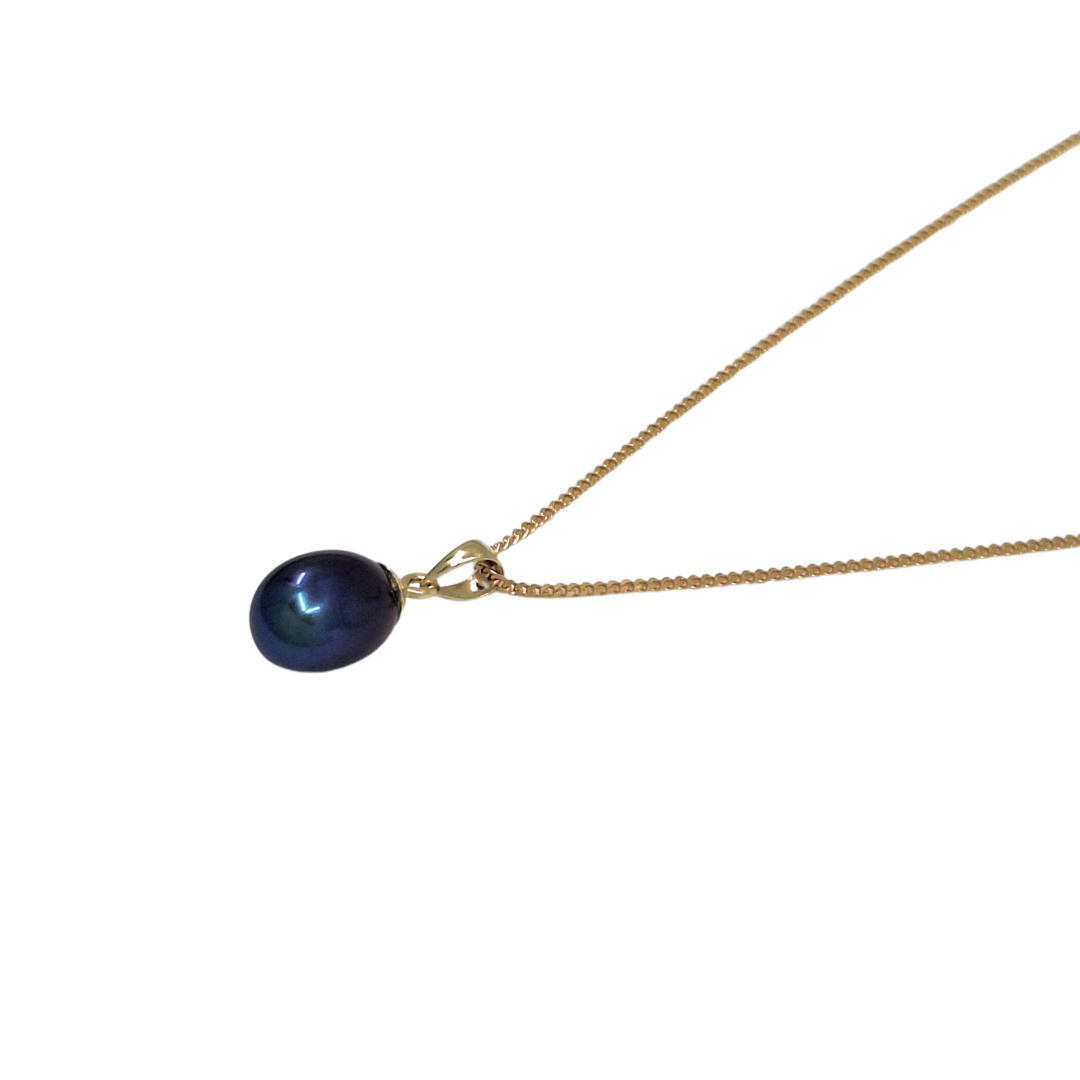 9ct Yellow Gold Pearl Pendant & Chain