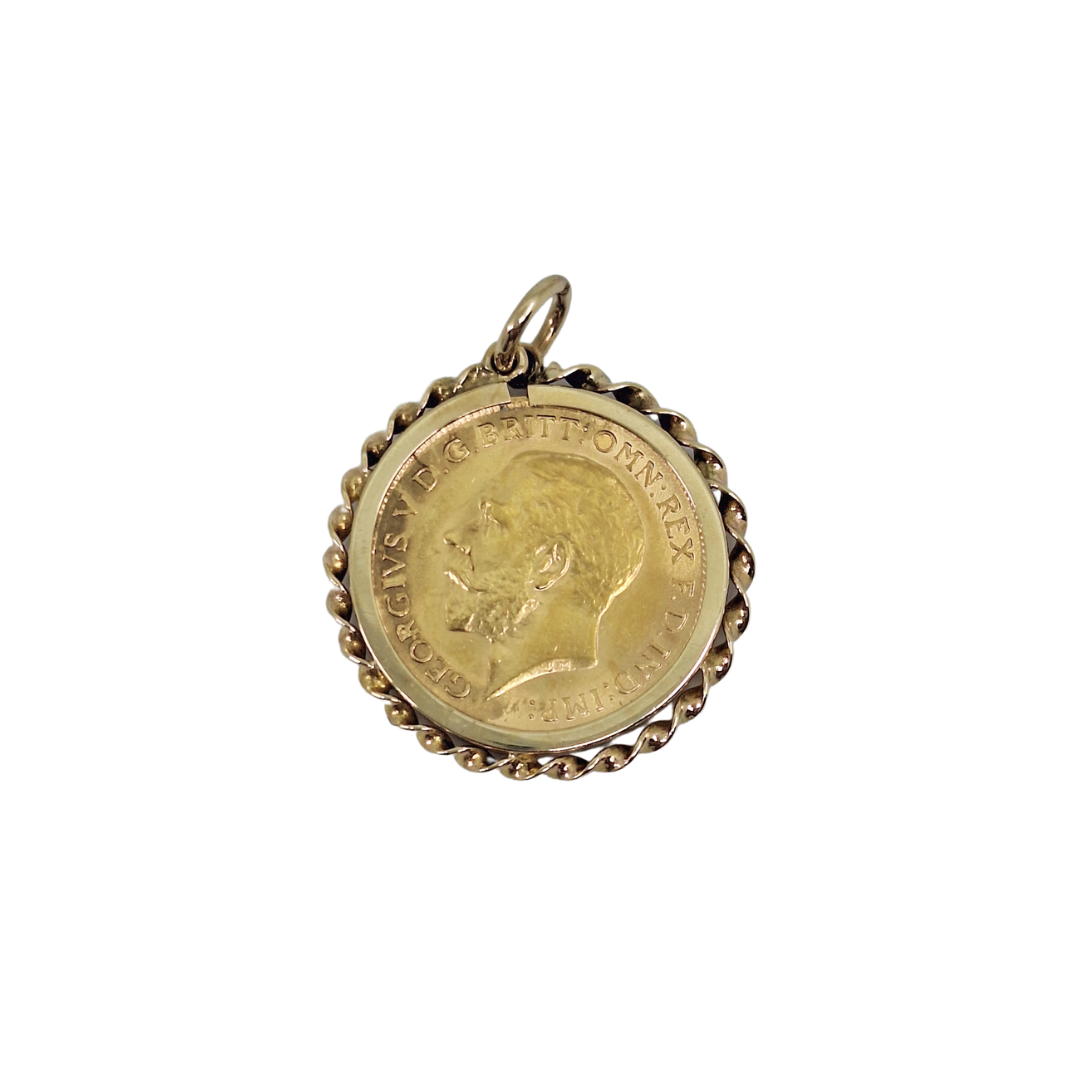 Half Sovereign Pendant 1914