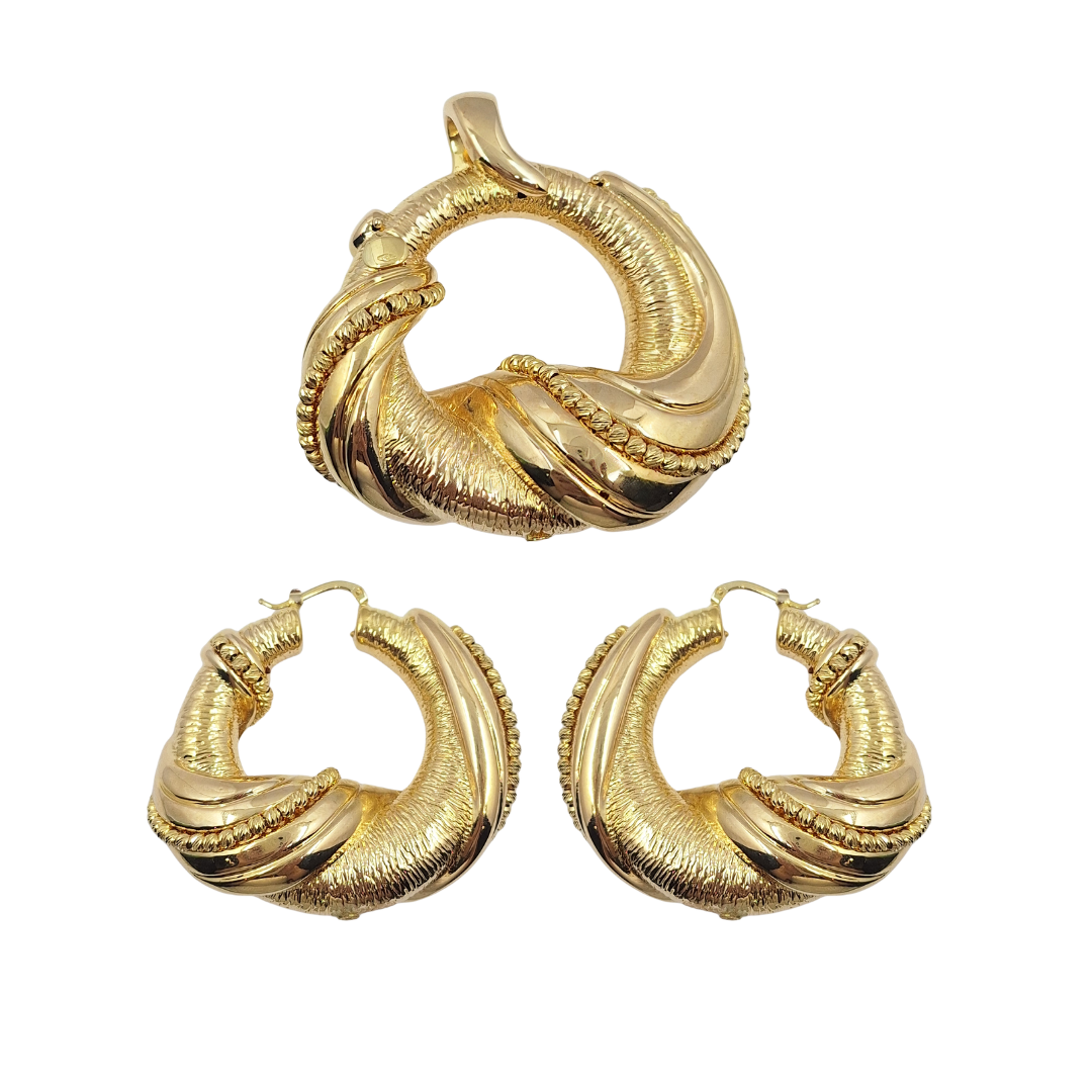 18ct Yellow Gold Fancy Earrings & Pendant Set
