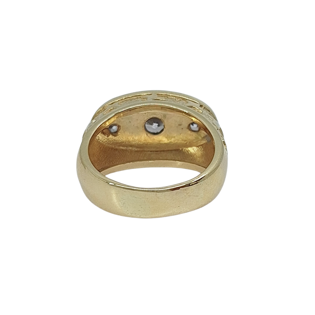 9ct Yellow Gold Three Stone CZ Gents Ring