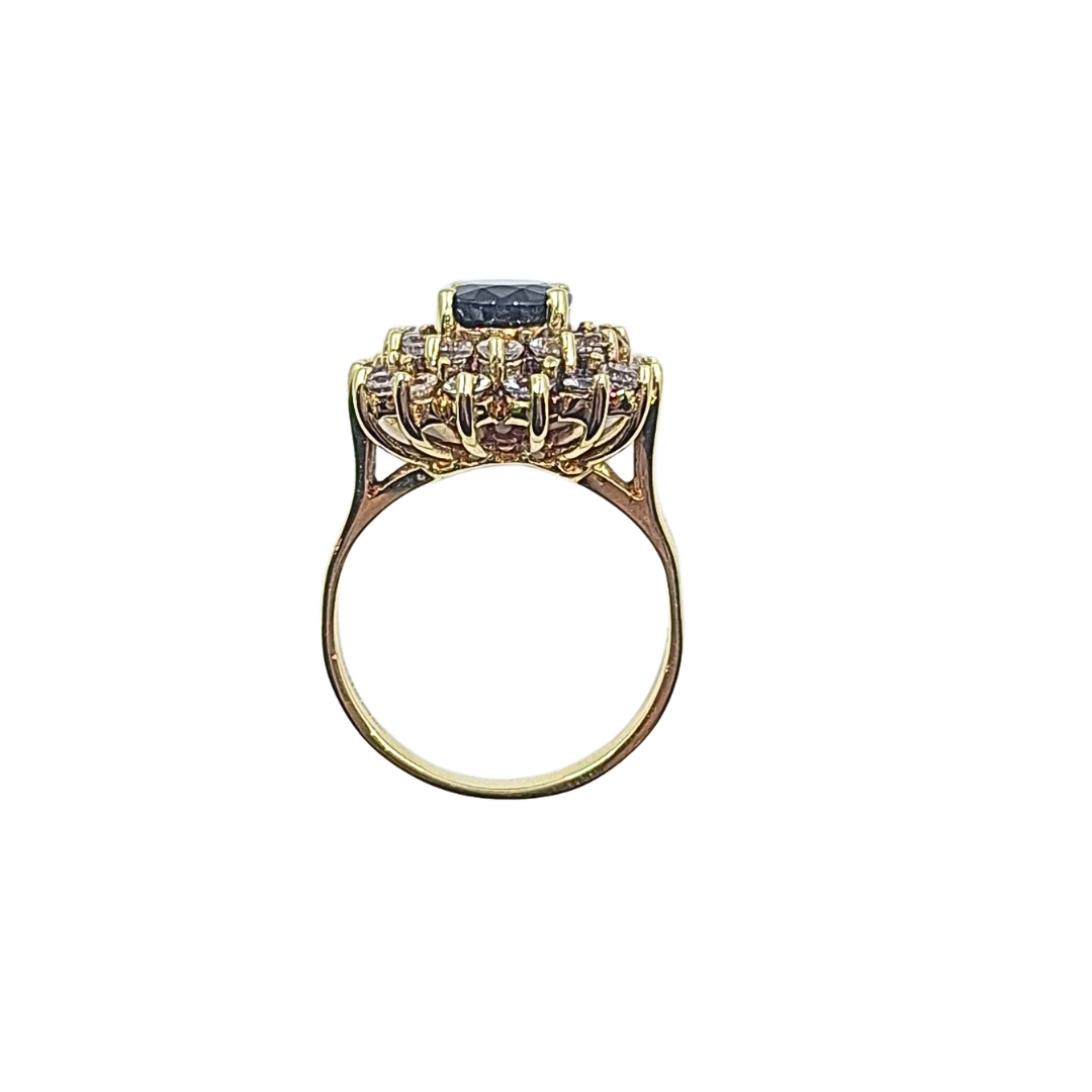 18ct Yellow Gold Sapphire & Diamond Cluster Ring