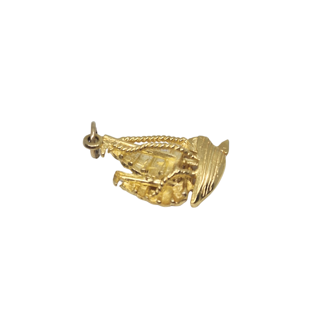 14ct Yellow Gold Ship Charm