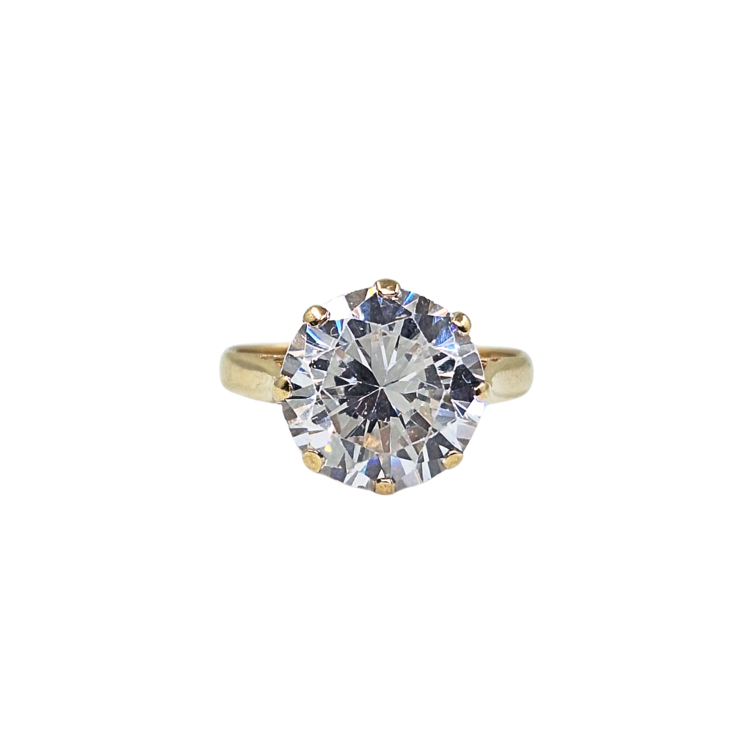 9ct Yellow Gold Cubic Zirconia Solitaire Ring