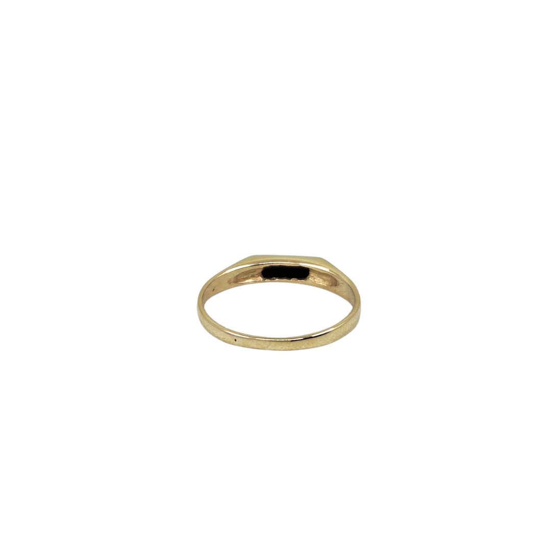 9ct Yellow Gold Baby Onyx Ring