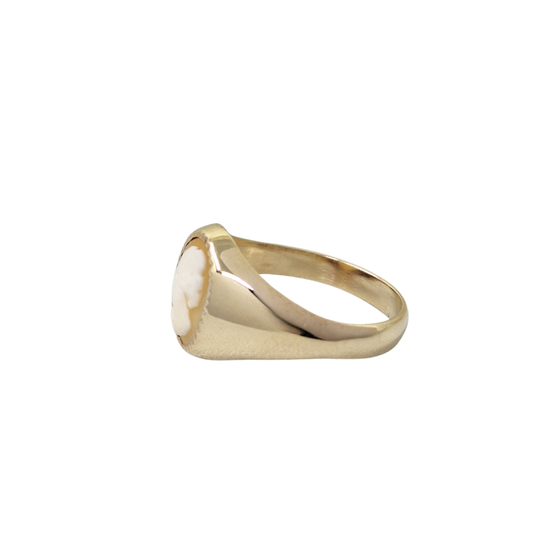 9ct Yellow Gold Cameo Ring