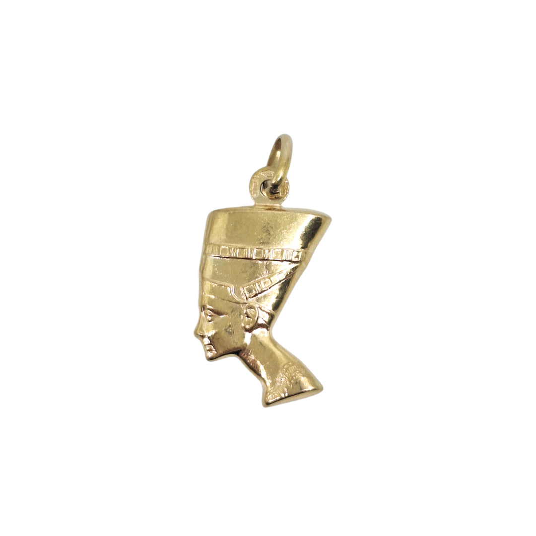 9ct Yellow Gold Hollow Nefertiti Pendant