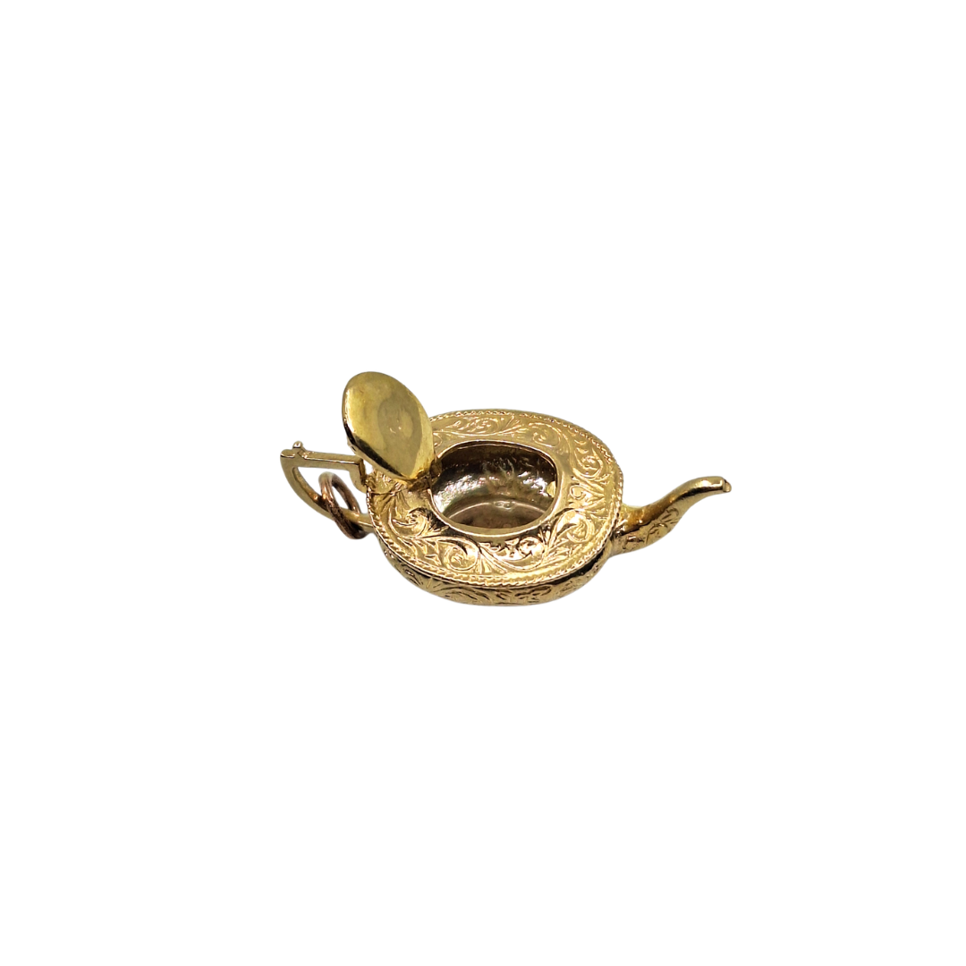 9ct Yellow Gold Engraved Teapot Charm