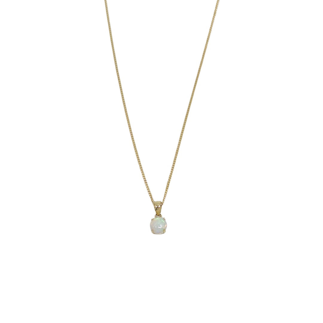 9ct Yellow Gold Opal Pendant & Chain 16-18"