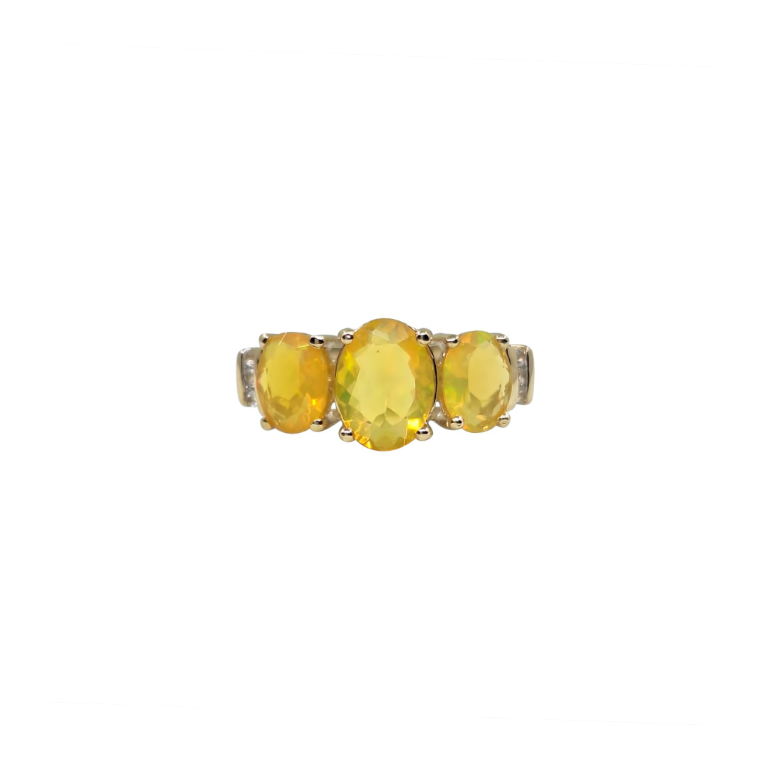 9ct Yellow Gold Opal 3 Stone Ring