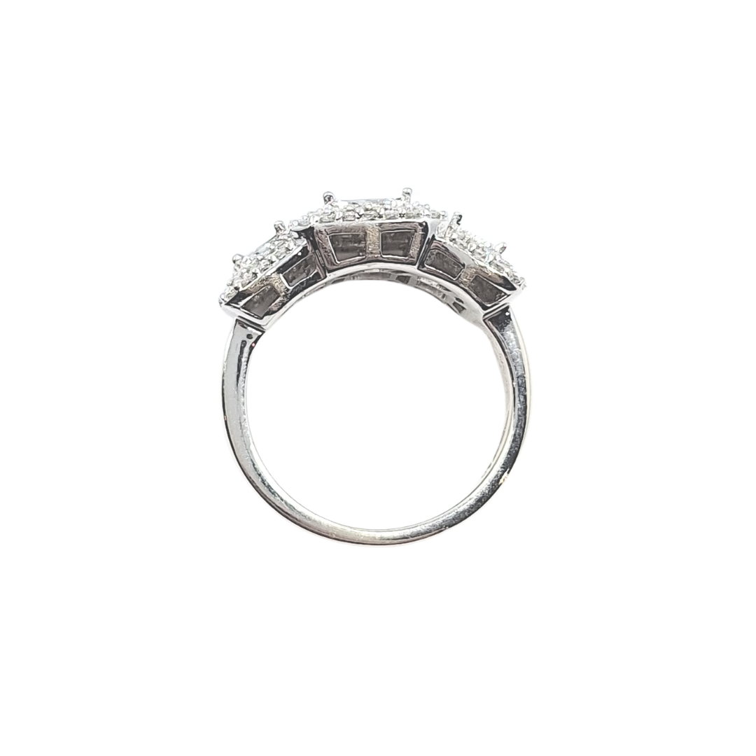 18ct White Gold Diamond Cluster Ring 1.00ct