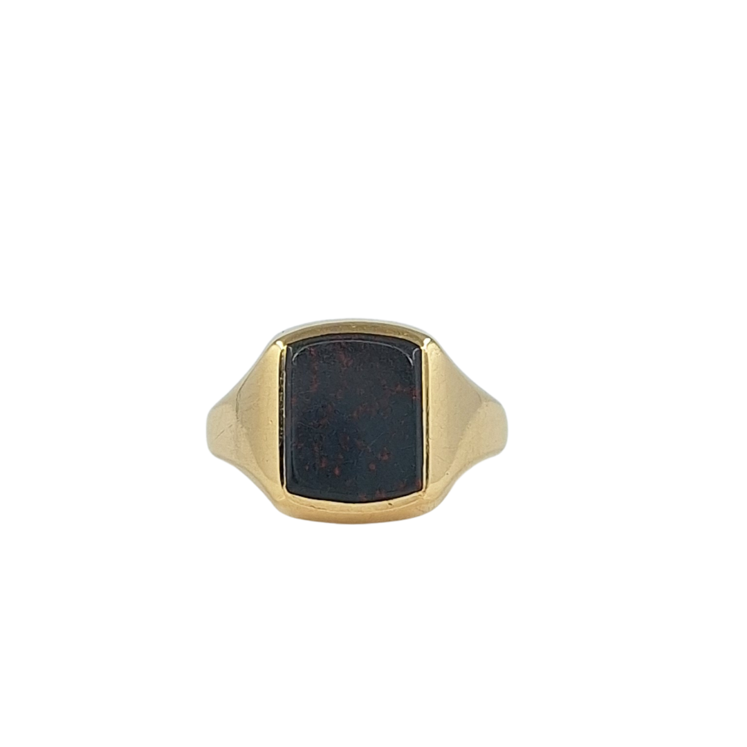 9ct Yellow Gold Bloodstone Signet Ring