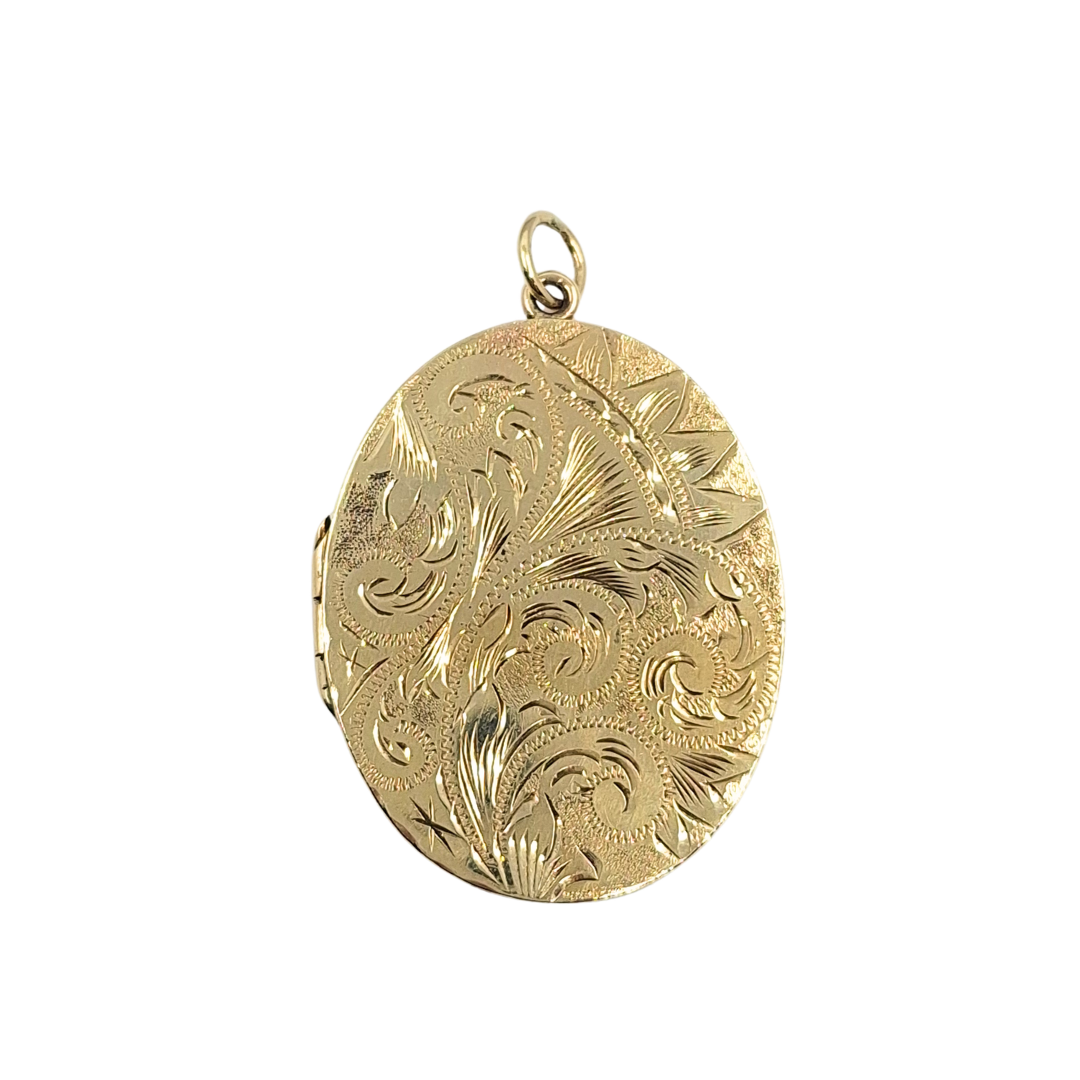 9ct Yellow Gold Oval Patterned Locket