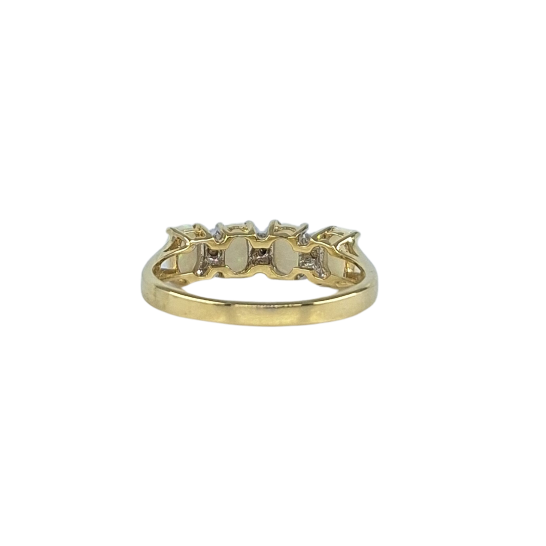 9ct Yellow Gold Opal Ring