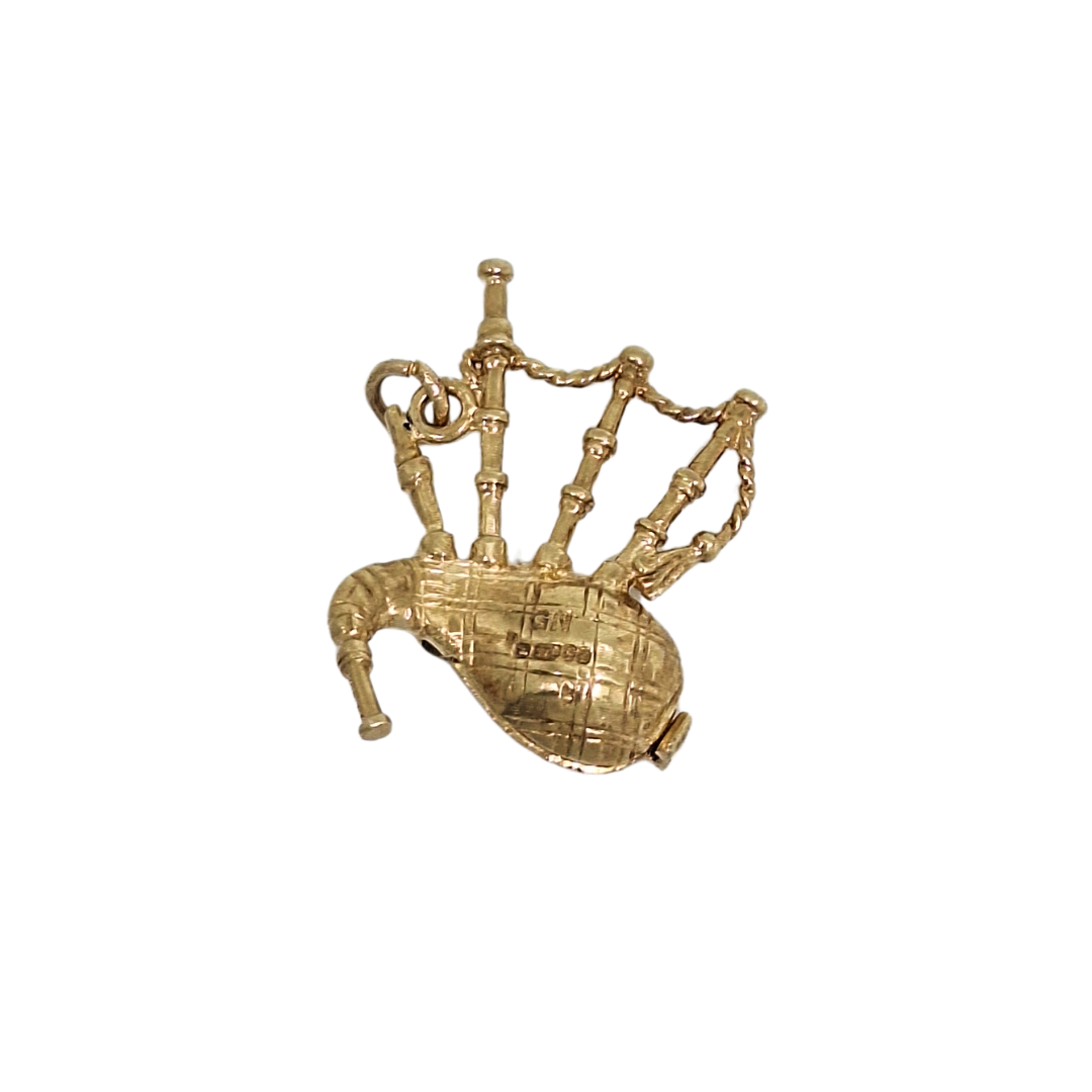 9ct Yellow Gold Bagpipe Charm