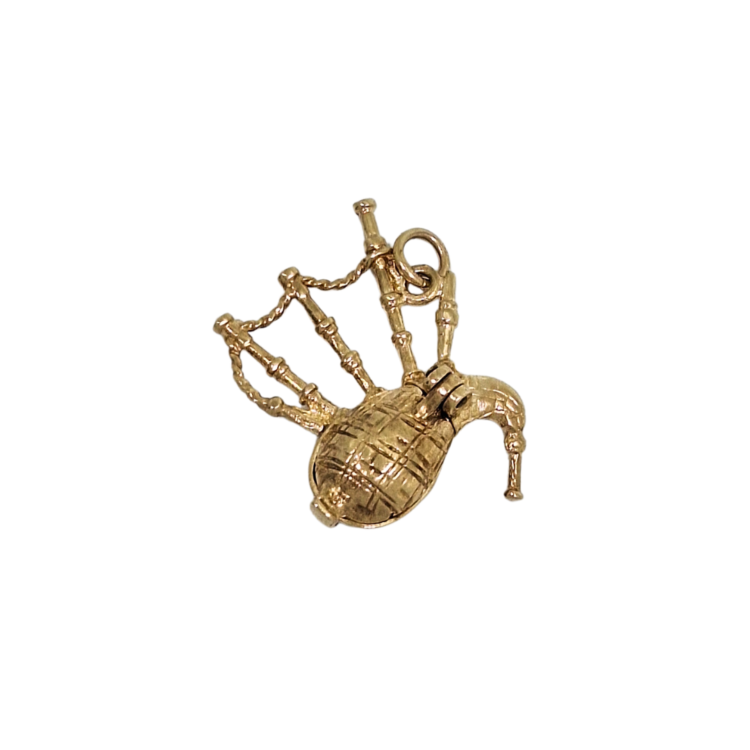9ct Yellow Gold Bagpipe Charm