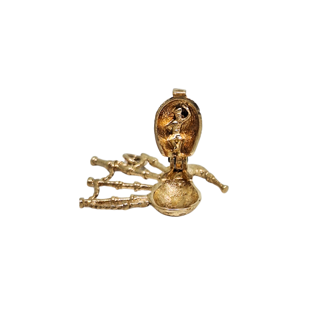 9ct Yellow Gold Bagpipe Charm