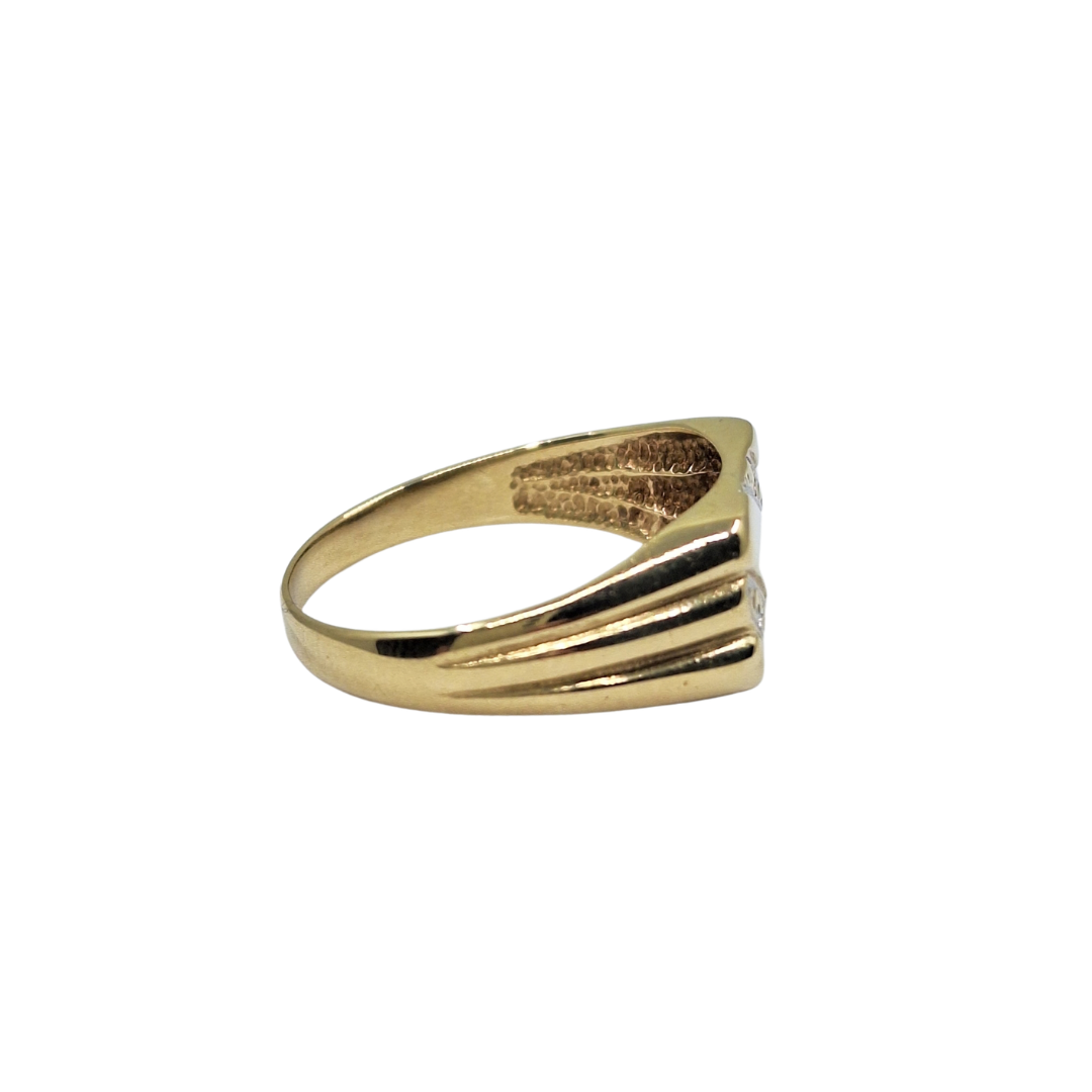 9ct Yellow Gold Diamond Signet Ring