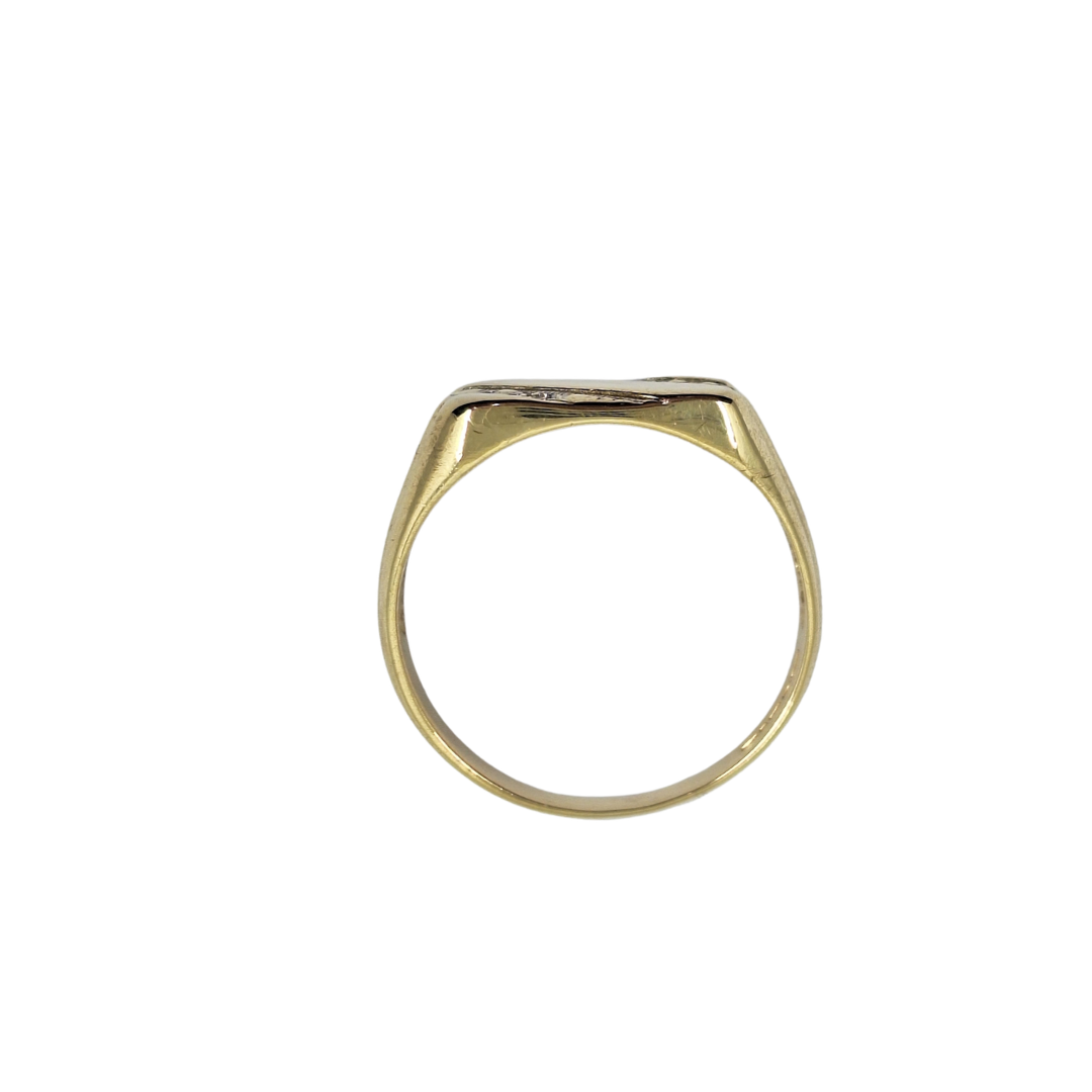 9ct Yellow Gold Diamond Signet Ring