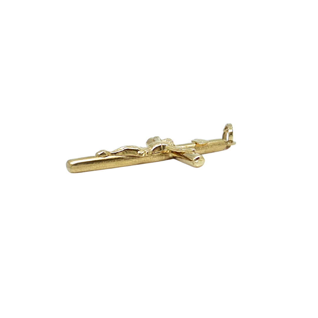 9ct Yellow Gold Crucifix
