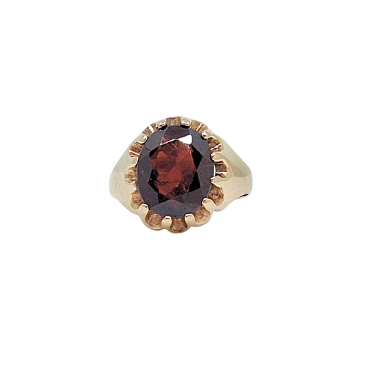 9ct Yellow Gold Garnet Signet Ring