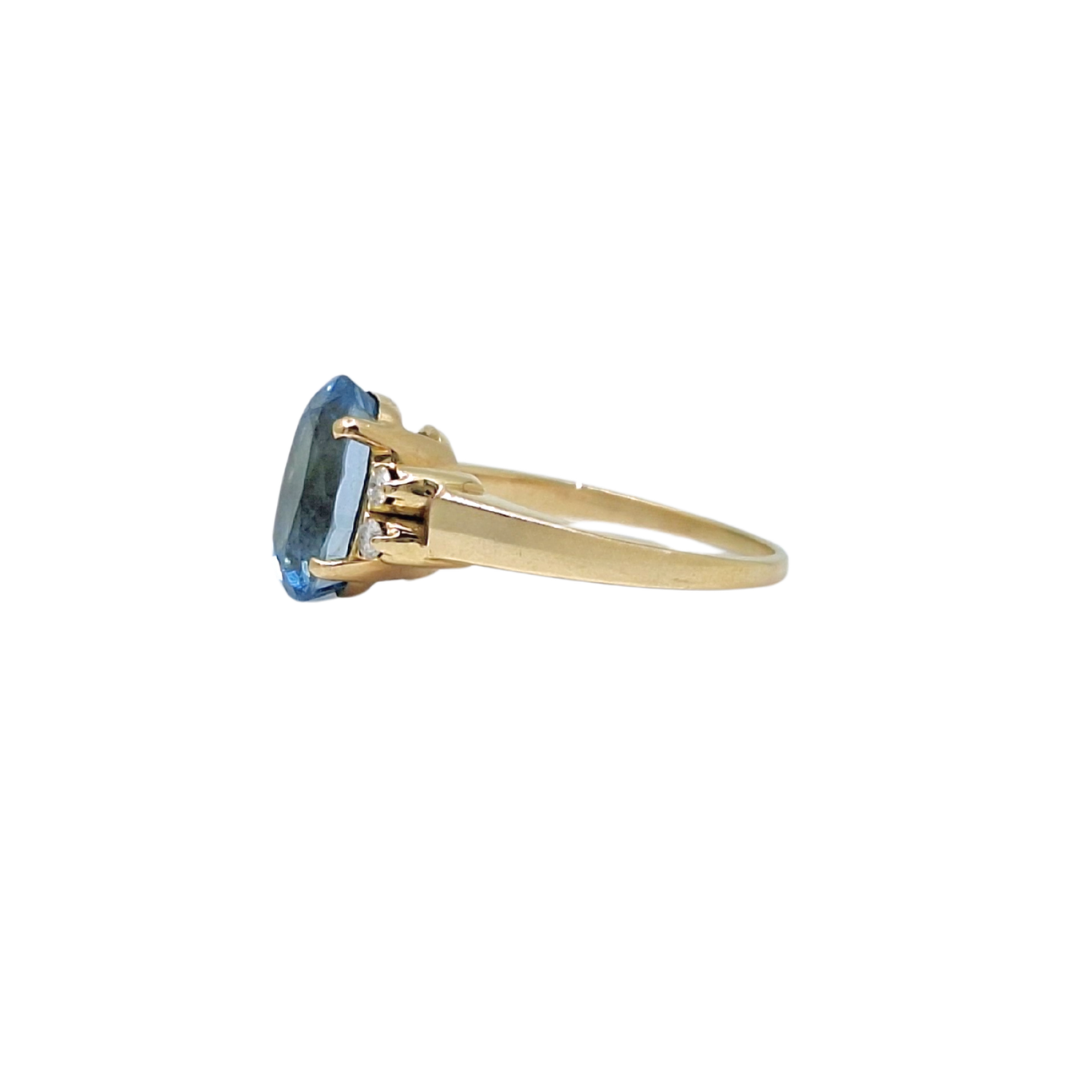 9ct Yellow Gold Blue Topaz & Diamond Ring