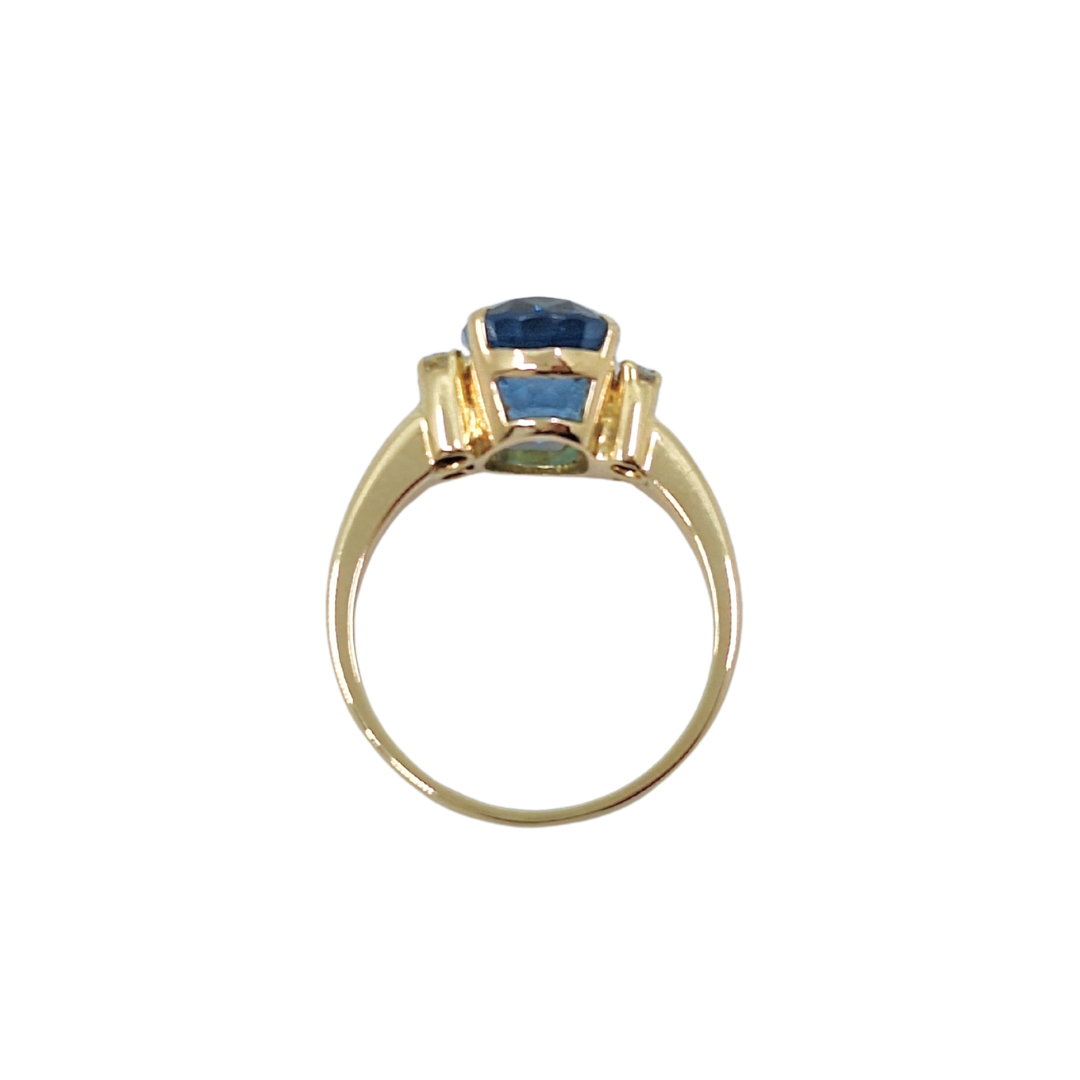 9ct Yellow Gold Blue Topaz & Diamond Ring