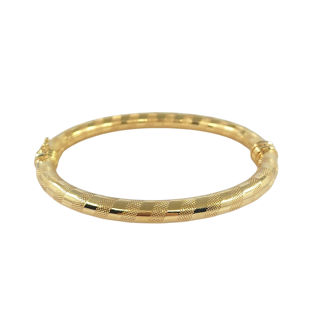 9ct Yellow Gold Hollow Hinged Bangle