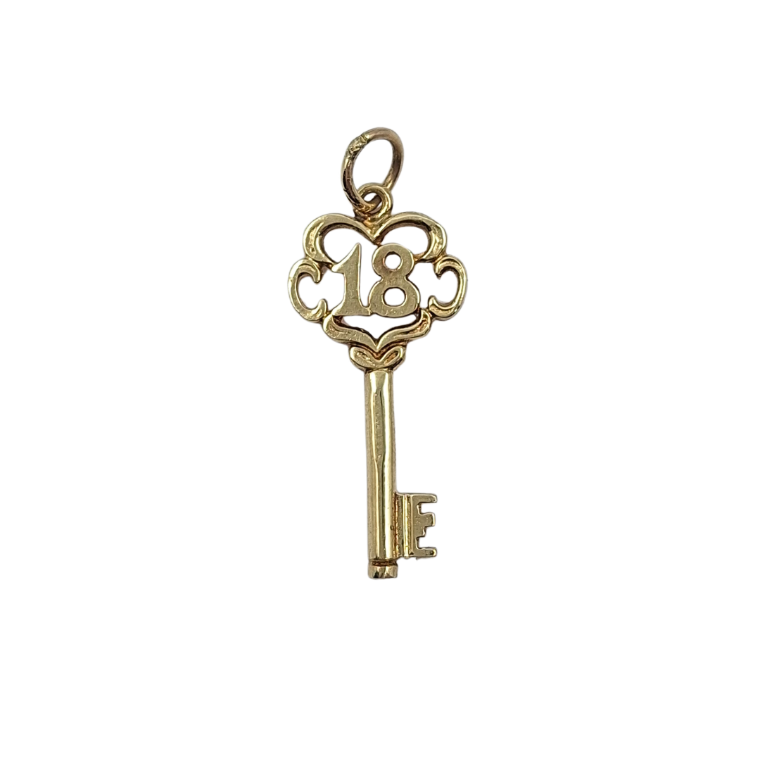 9ct Yellow Gold 18 Key Charm