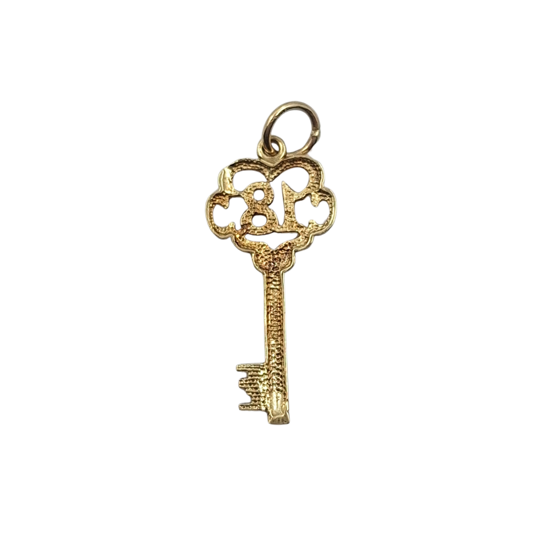 9ct Yellow Gold 18 Key Charm